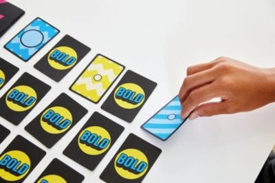 Mattel Games Wer Wagt, Gewinnt, Kartenspiel, Gesellschaftsspiel, Familienspiel 5 Mattel Games Wer Wagt, Gewinnt, Kartenspiel, Gesellschaftsspiel, Familienspiel – Bild 5