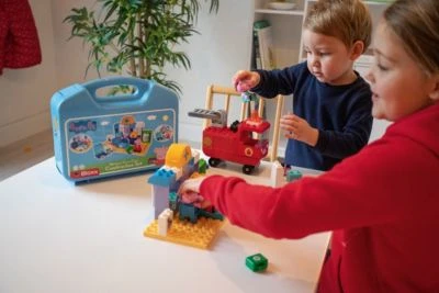 PlayBIG Bloxx Peppa Pig Feuerwehrauto, 58-tlg. 3 PlayBIG Bloxx Peppa Pig Feuerwehrauto, 58-tlg. – Bild 3