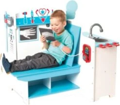 Melissa & Doug Arzt Spielcenter Holz