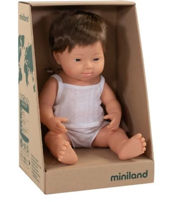 Miniland Babypuppe Junge, Down Syndrom, Braunhaarig, 38 Cm 2 Miniland Babypuppe Junge, Down Syndrom, Braunhaarig, 38 Cm – Bild 2