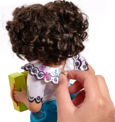 JAKKS PACIFIC Encanto Singende Mode-Puppe Mirabel "Willkommen In Der Familie Madrigal" 2 JAKKS PACIFIC Encanto Singende Mode-Puppe Mirabel "Willkommen In Der Familie Madrigal" – Bild 2