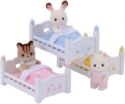 Sylvanian Families Dreistöckiges Baby-Hochbett -Spielzeugladen 2226665 03