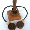 LOGOPLAY Der Gefangene Ring - Schnurpuzzle - Knobelspiel Aus Holz